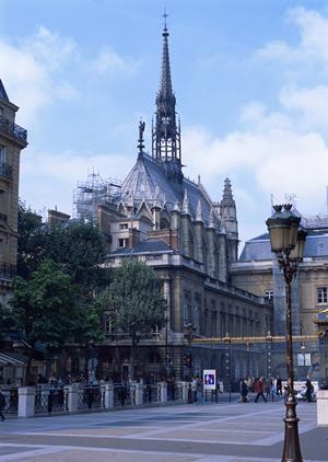 立ち会いと建物調査で依頼者をサポート